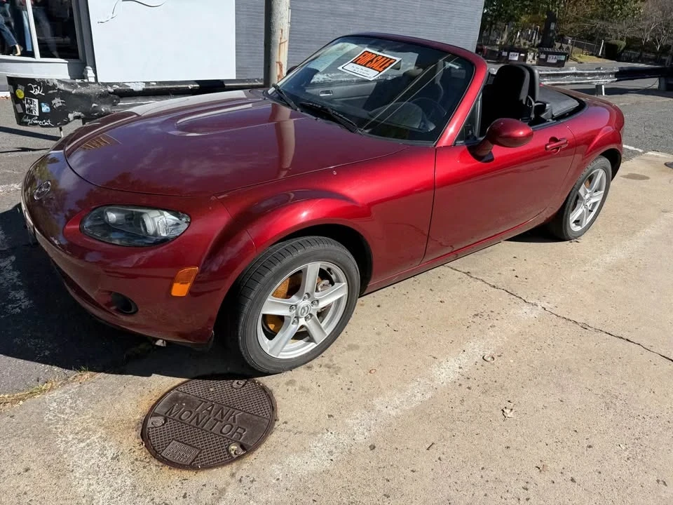 2006 Mazda NC MX-5 Miata - Image 9 of 10