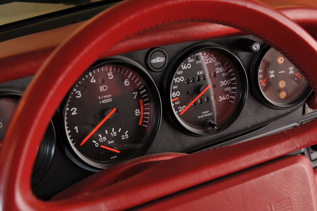 1988 Porsche 959 - Image 9 of 31