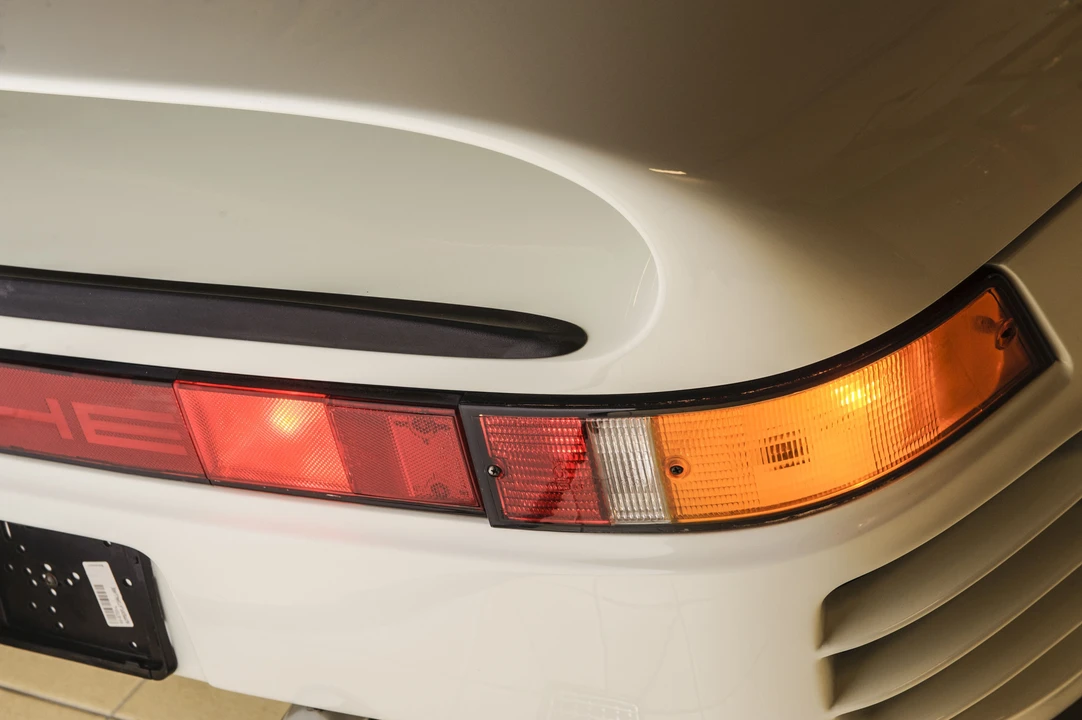 1988 Porsche 959 - Image 21 of 31