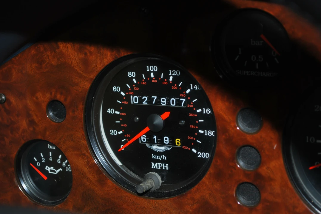 1996 Aston Martin Vantage (1993-2000) - Image 4 of 7