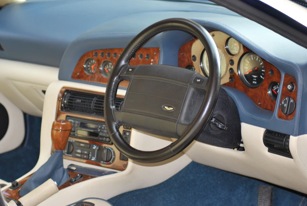1996 Aston Martin Vantage (1993-2000) - Image 5 of 7