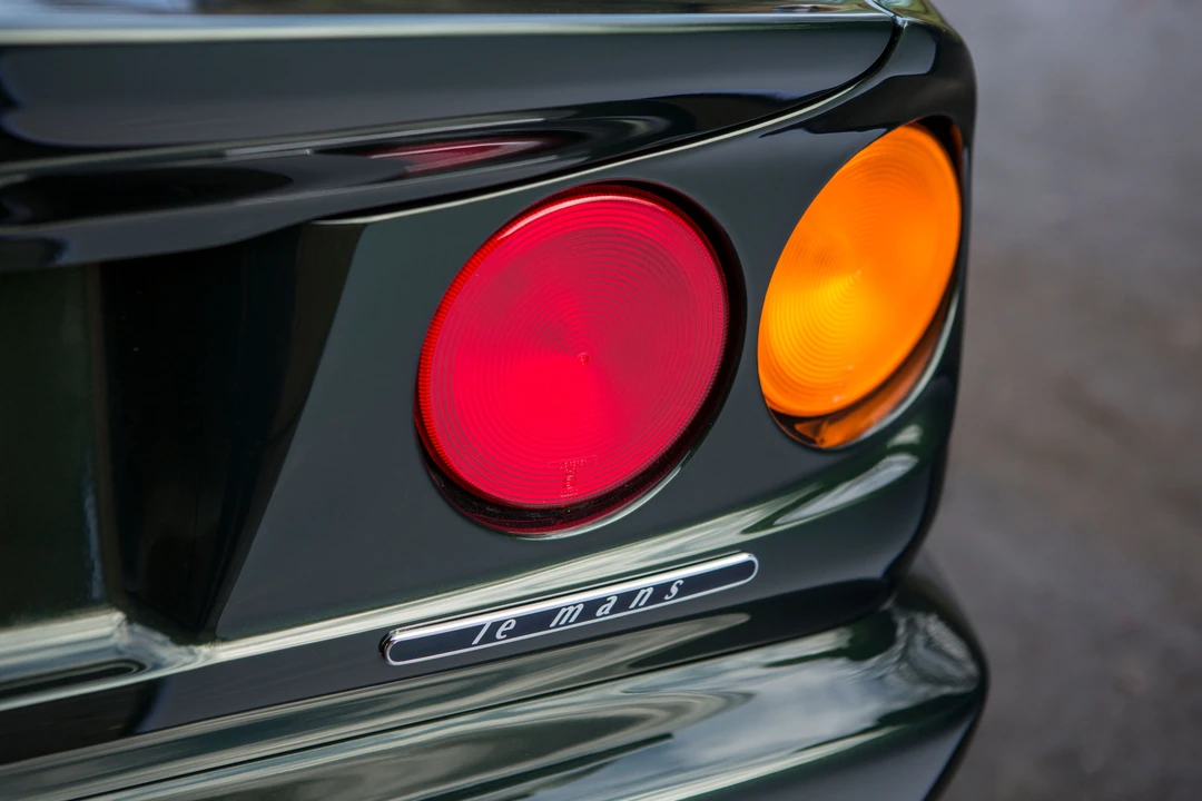 2000 Aston Martin Virage & V8 & Vantage - Image 4 of 31
