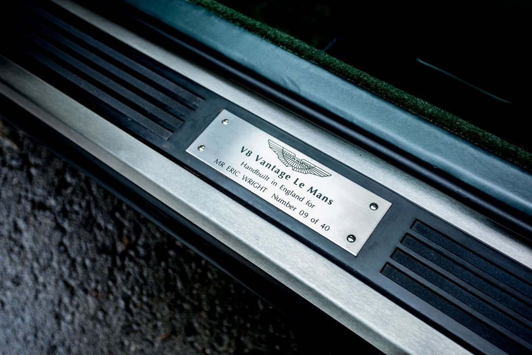 2000 Aston Martin Virage & V8 & Vantage - Image 30 of 31