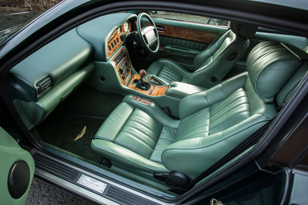 2000 Aston Martin Virage & V8 & Vantage - Image 26 of 31