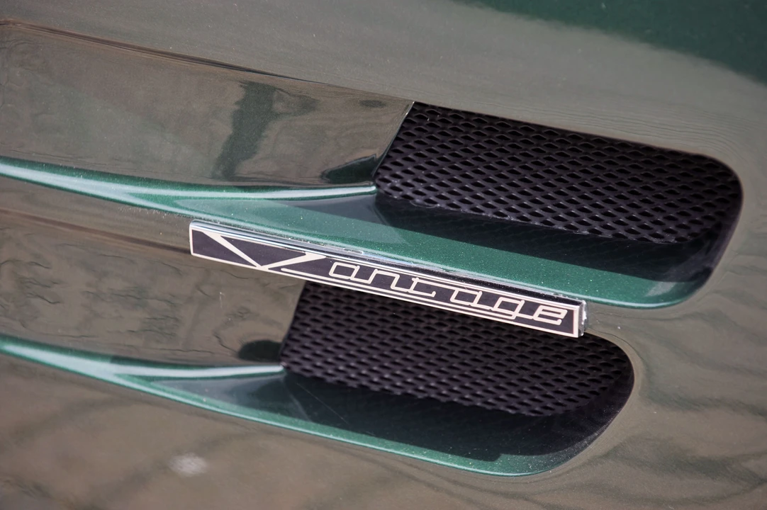 1995 Aston Martin Vantage (1993-2000) - Image 2 of 4