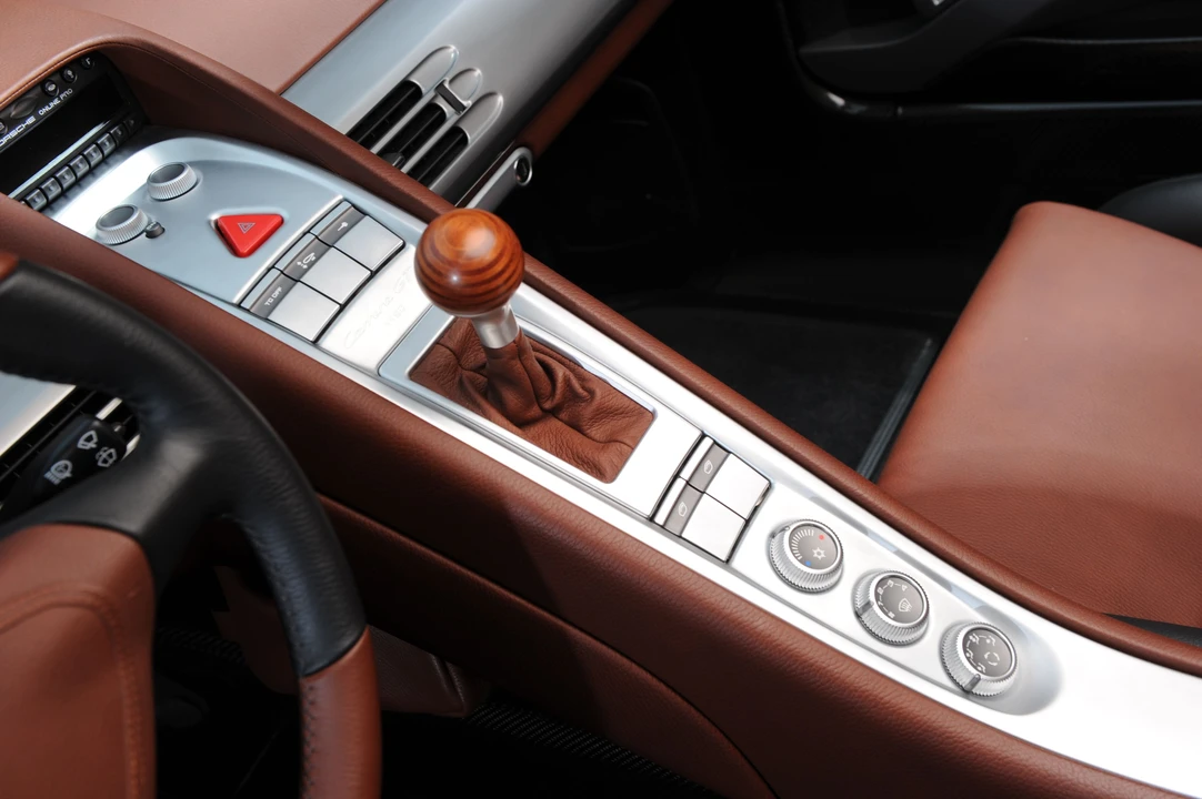 2005 Porsche Carrera GT - Image 20 of 31