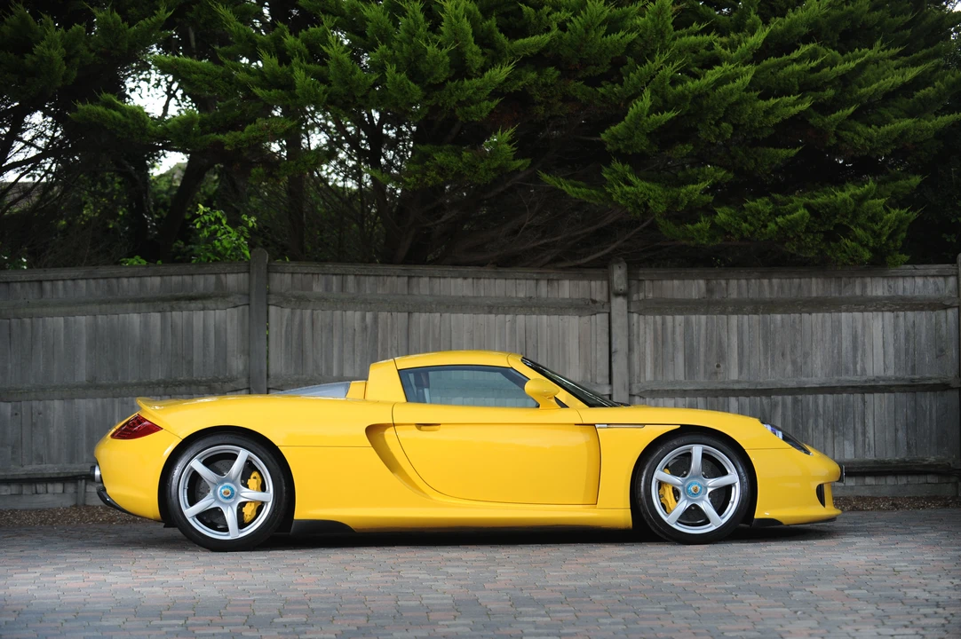 2005 Porsche Carrera GT - Image 7 of 31