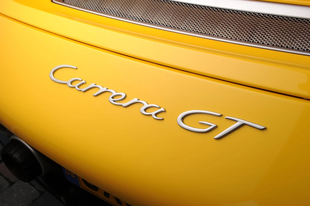 2005 Porsche Carrera GT - Image 30 of 31