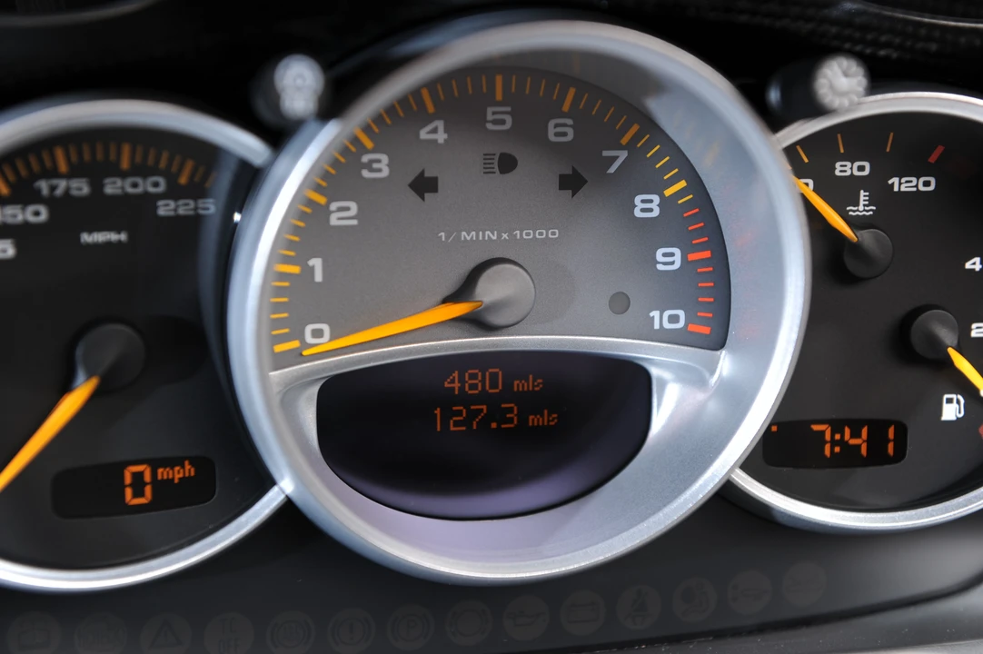2005 Porsche Carrera GT - Image 18 of 31