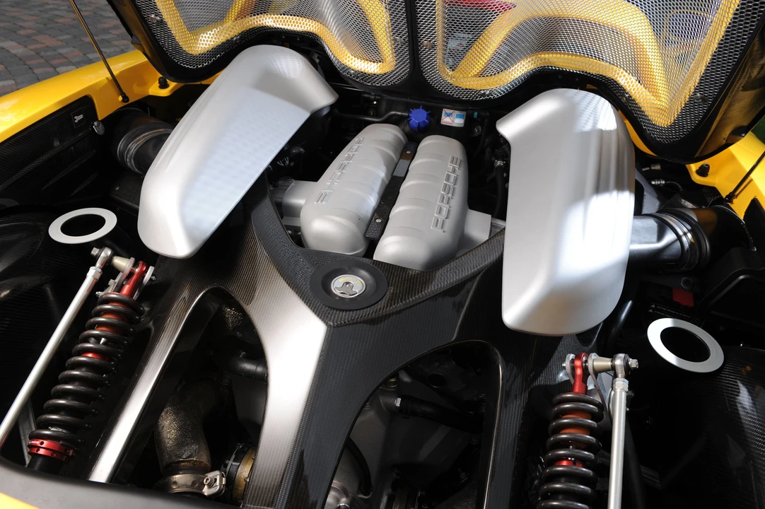 2005 Porsche Carrera GT - Image 26 of 31