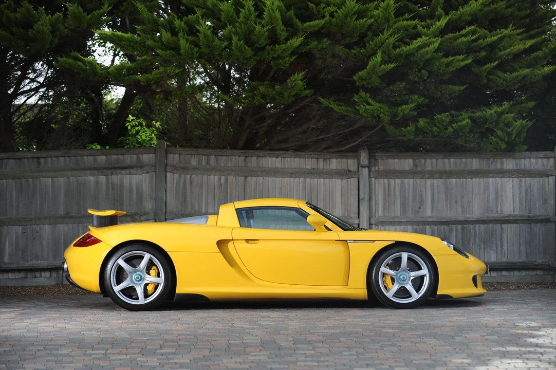 2005 Porsche Carrera GT - Image 9 of 31