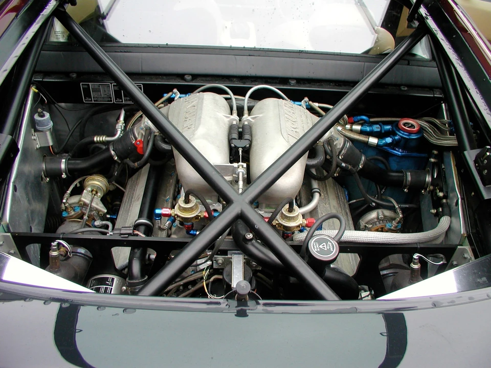 1993 Jaguar XJ220 - Image 2 of 3