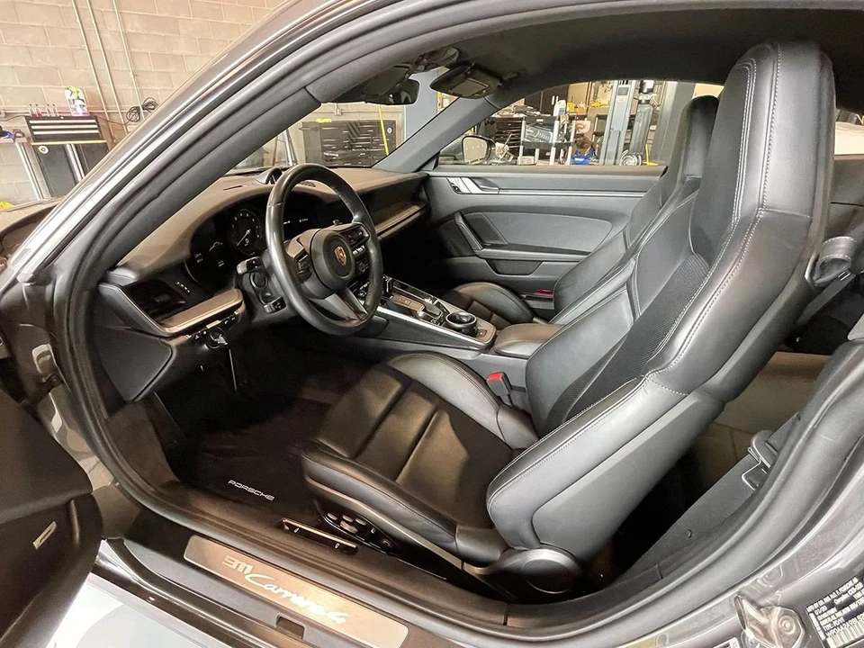 2020 Porsche 992 Carrera 4 - Image 9 of 20