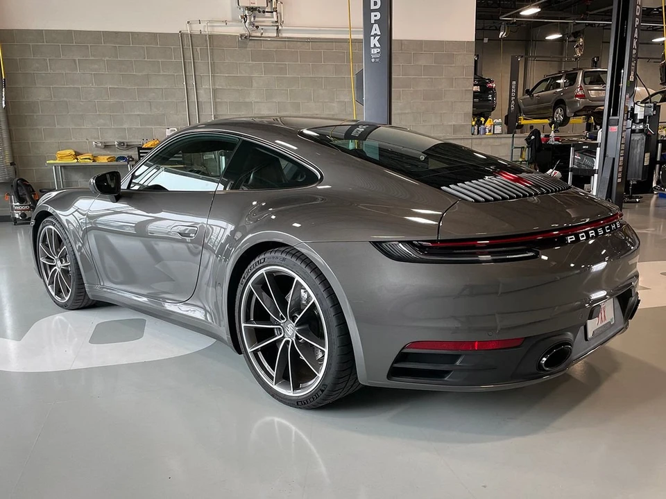2020 Porsche 992 Carrera 4 - Image 4 of 20