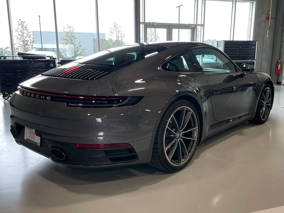 2020 Porsche 992 Carrera 4 - Image 6 of 20