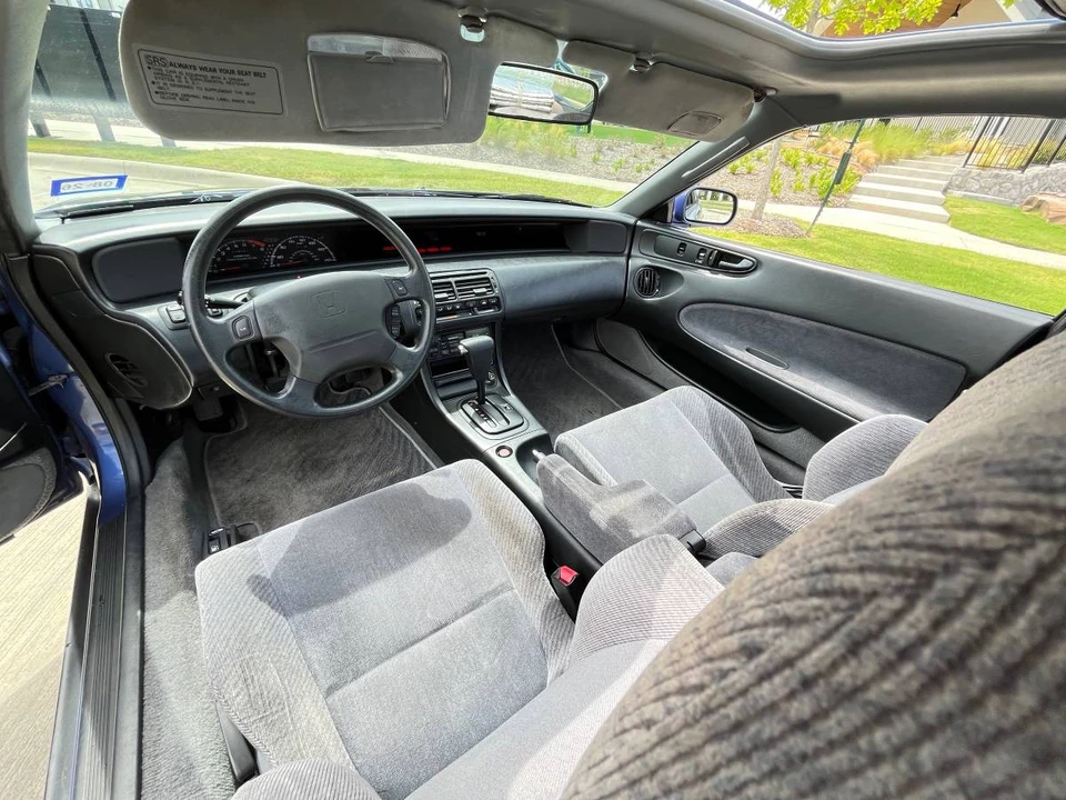 1992 Honda Prelude 4th Gen - Image 8 of 24