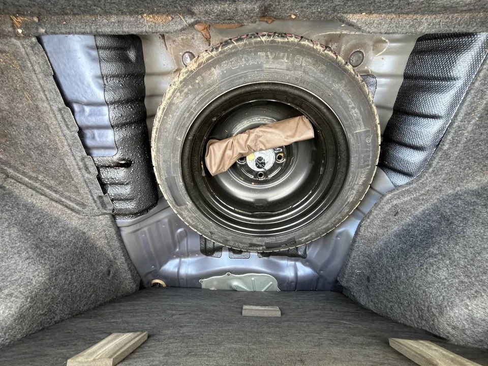 1992 Honda Prelude 4th Gen - Image 21 of 24