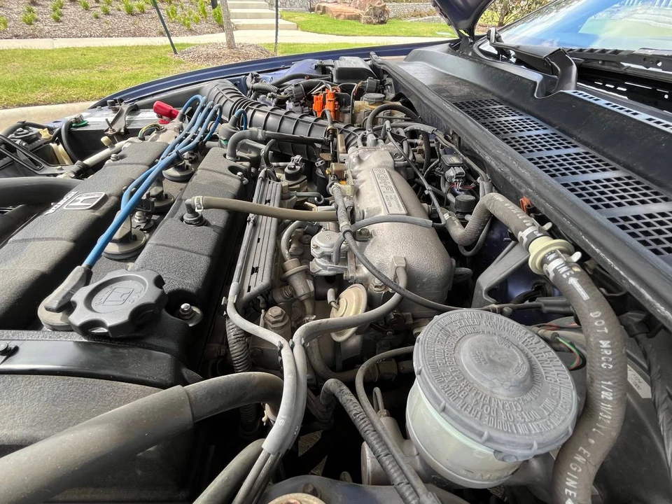 1992 Honda Prelude 4th Gen - Image 18 of 24
