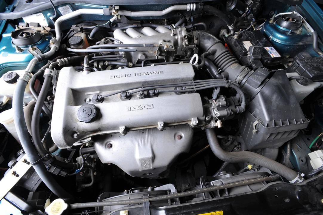 1994 Mazda Lantis - Image 2 of 4