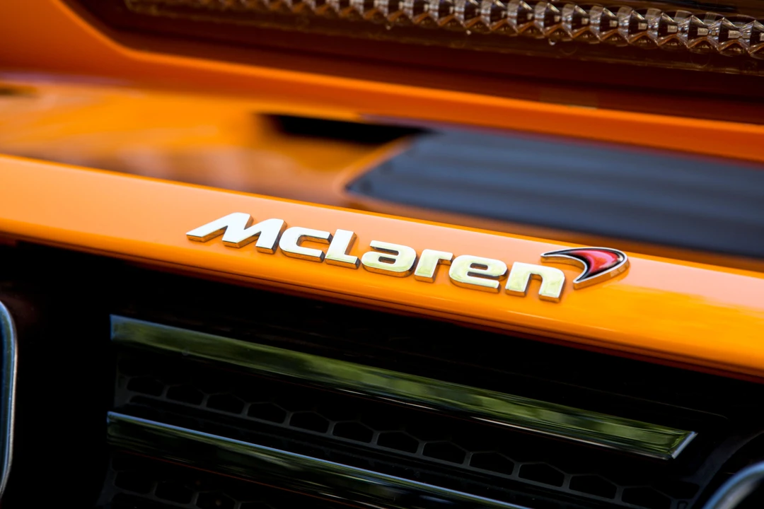 2012 McLaren MP4-12C - Image 24 of 26