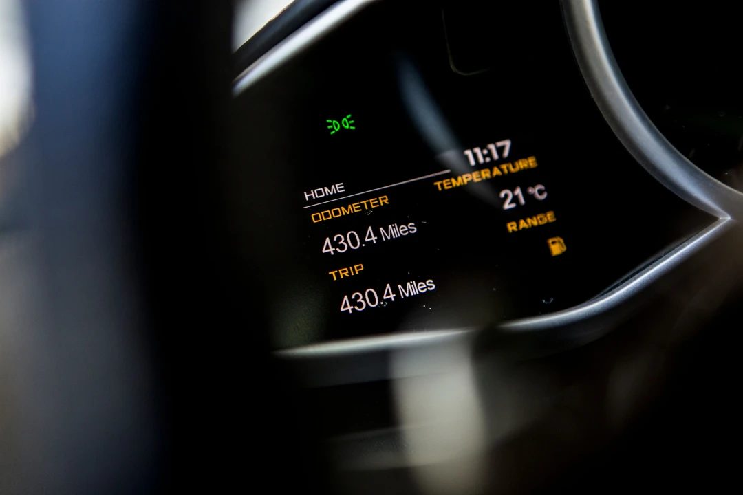 2012 McLaren MP4-12C - Image 19 of 26