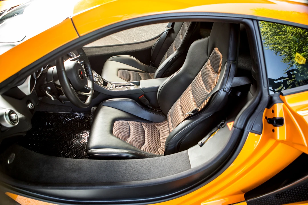 2012 McLaren MP4-12C - Image 21 of 26