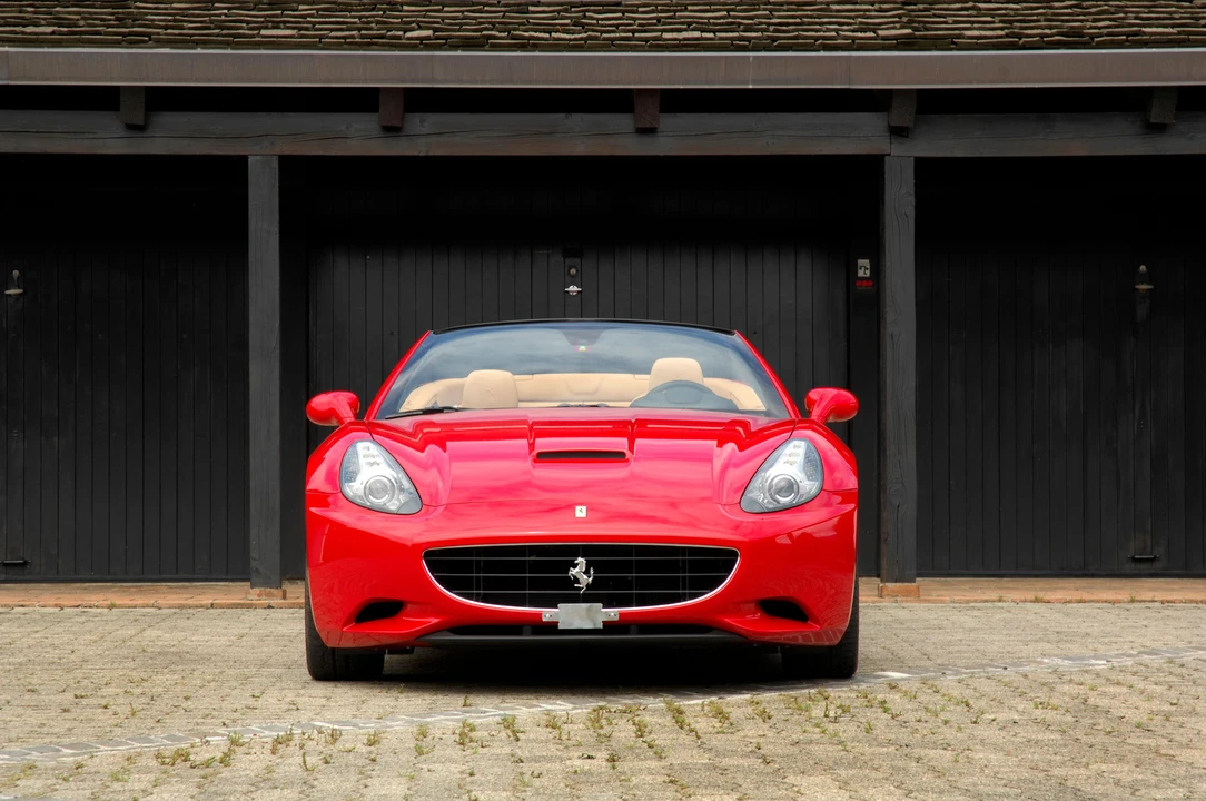 2009 Ferrari California - Image 5 of 6