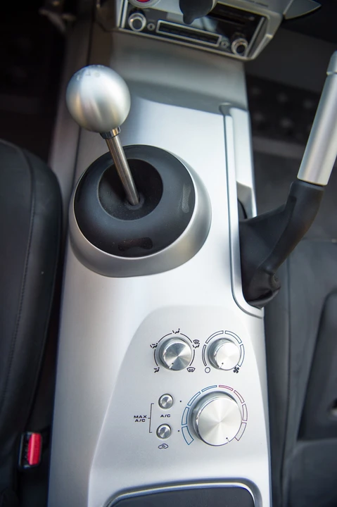 2005 Ford GT 1st Gen - Image 28 of 31