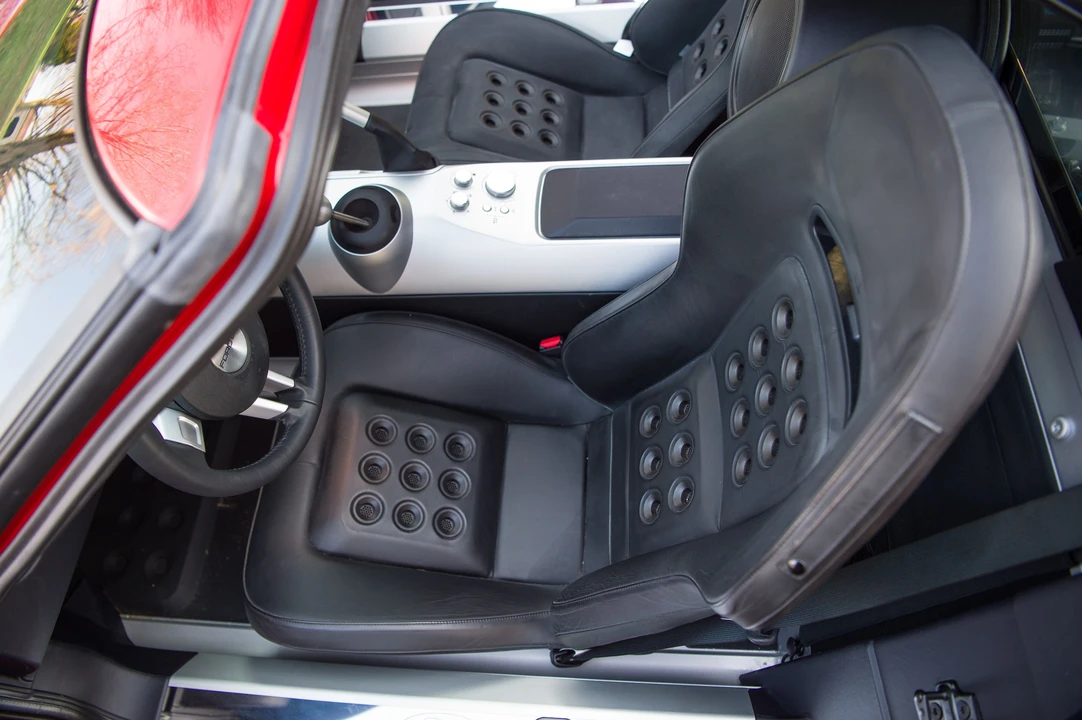 2005 Ford GT 1st Gen - Image 29 of 31