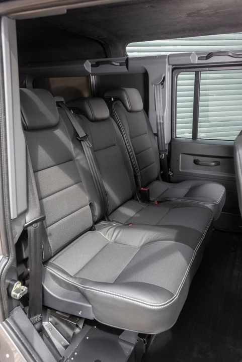 2016 Land Rover Defender 110 - Image 31 of 31