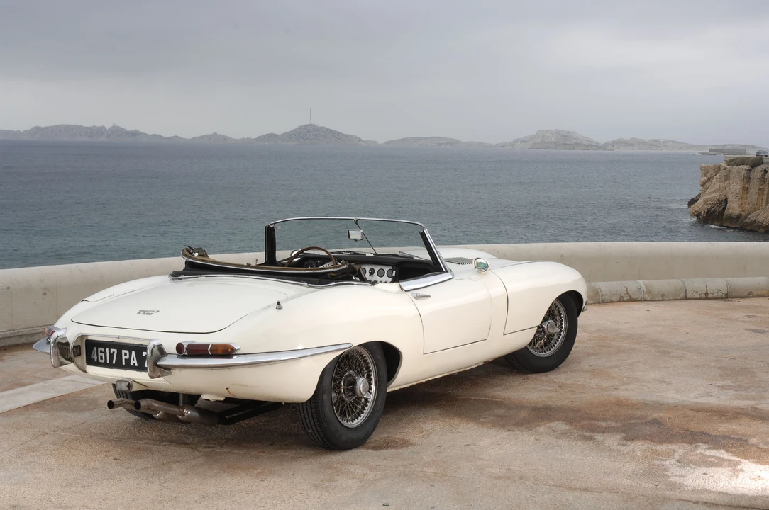 1963 Jaguar E-Type Series 1 - Image 4 of 5