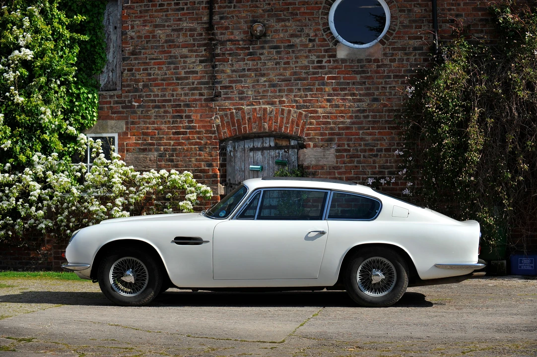 1971 Aston Martin DB6 - Image 13 of 14