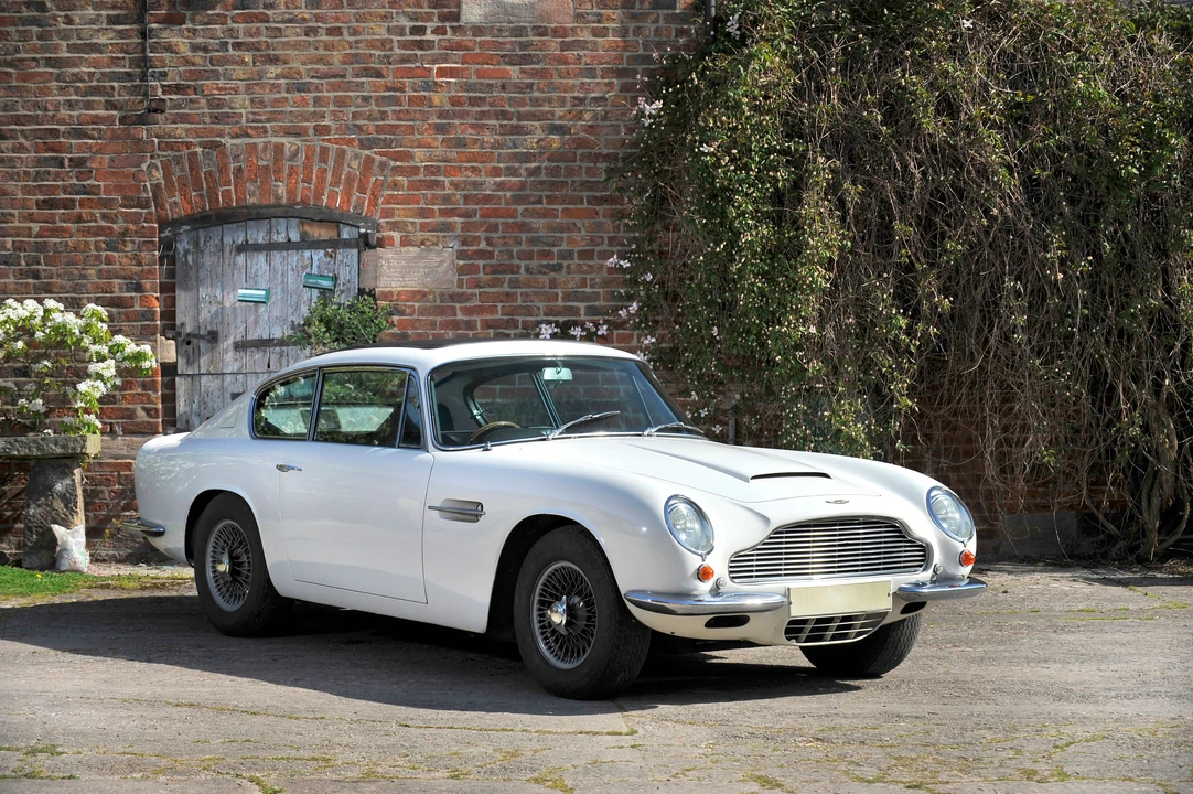 1971 Aston Martin DB6 - Image 2 of 14
