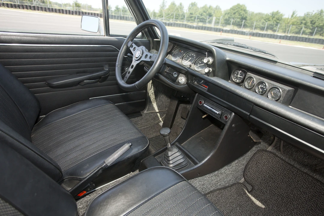 1972 BMW New Class - Image 16 of 31