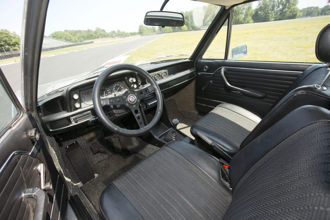 1972 BMW New Class - Image 21 of 31