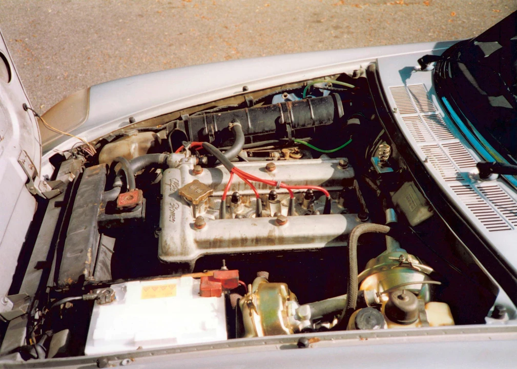 1976 Alfa Romeo Series 2 - Image 2 of 3