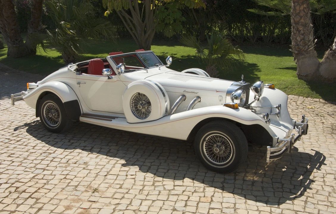 1989 Excalibur - Image 2 of 3