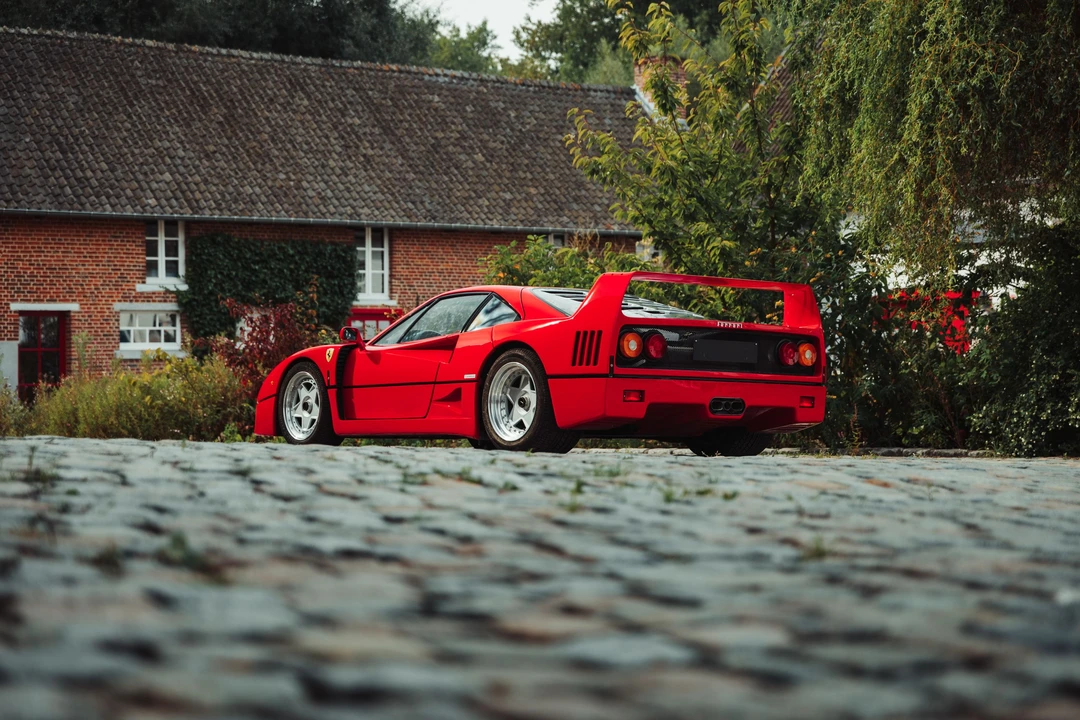 1989 Ferrari F40 - Image 9 of 31