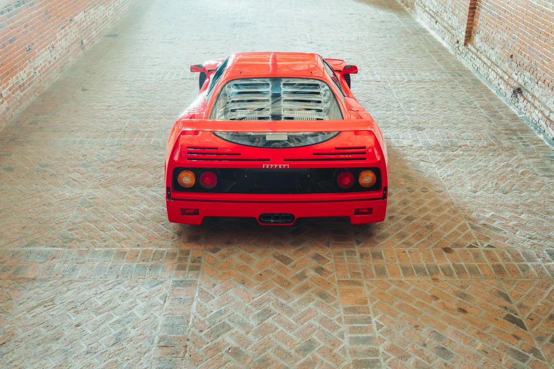 1989 Ferrari F40 - Image 8 of 31