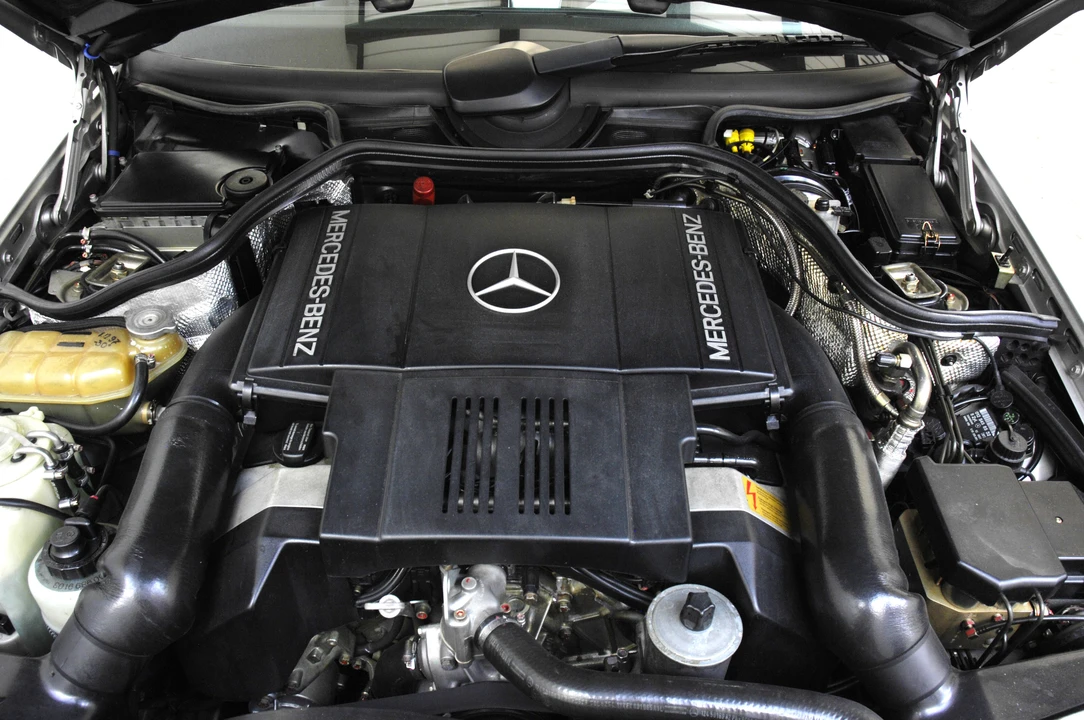 1991 Mercedes-Benz 500E & E500 - Image 2 of 3