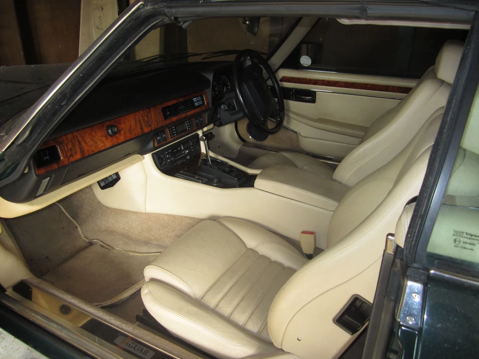 1993 Jaguar XJS Facelift AJ-16 - Image 2 of 2