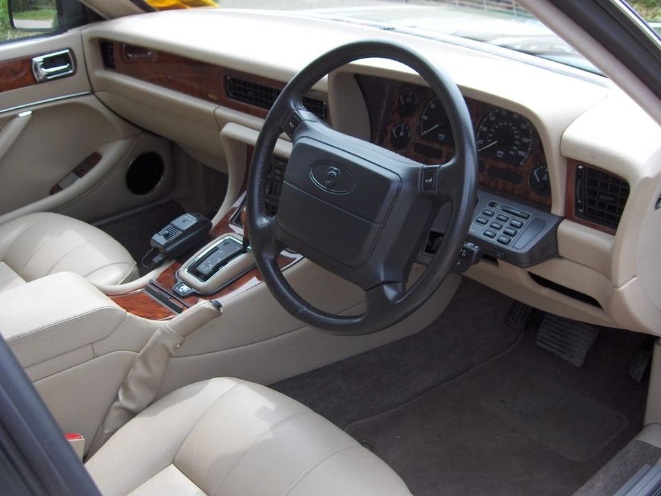 1994 Jaguar XJ40 XJ - Image 3 of 3