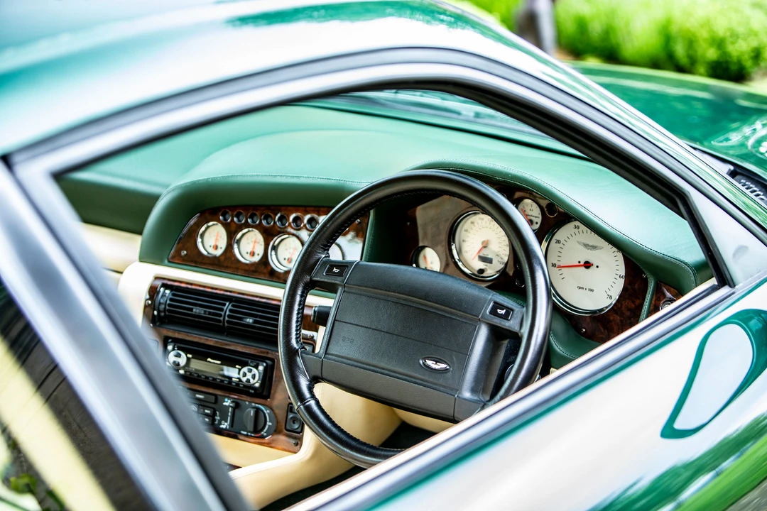 1995 Aston Martin Vantage (1993-2000) - Image 9 of 31