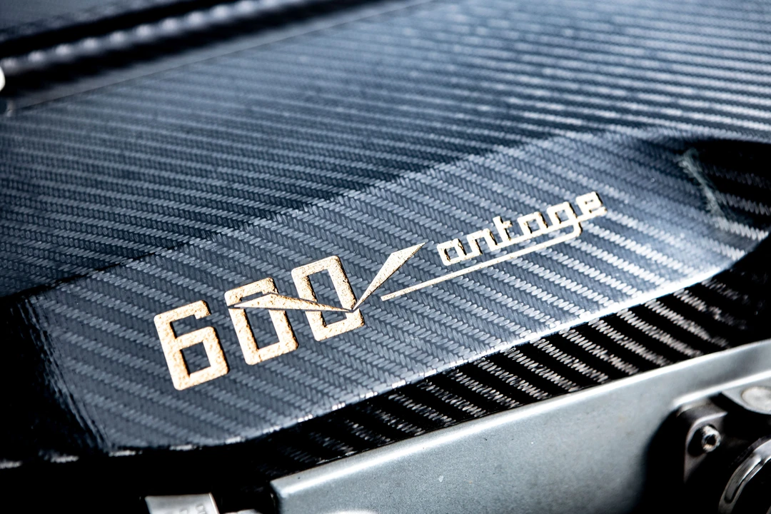 1995 Aston Martin Vantage (1993-2000) - Image 26 of 31