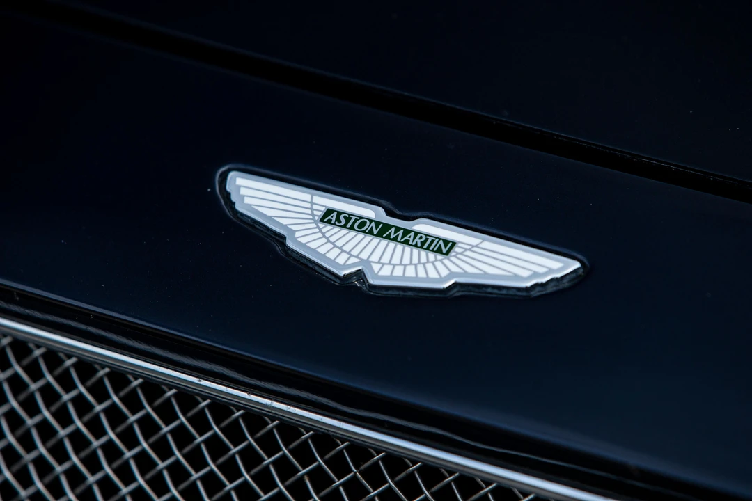 1996 Aston Martin V8 Coupe - Image 9 of 29