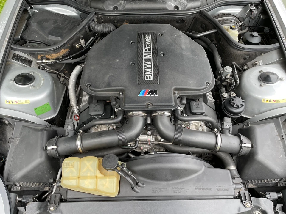 2000 BMW Z8 - Image 16 of 17