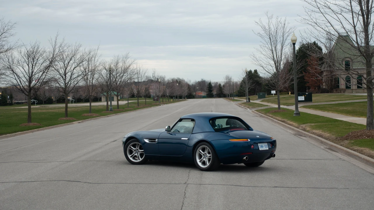 2001 BMW Z8 - Image 5 of 31