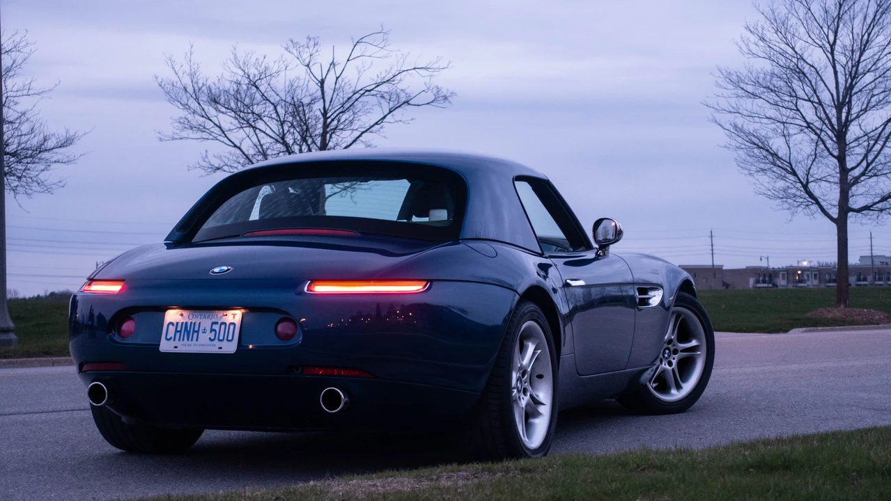 2001 BMW Z8 - Image 25 of 31