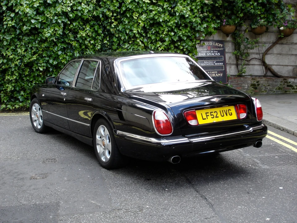 2003 Bentley Arnage R & RL - Image 2 of 6