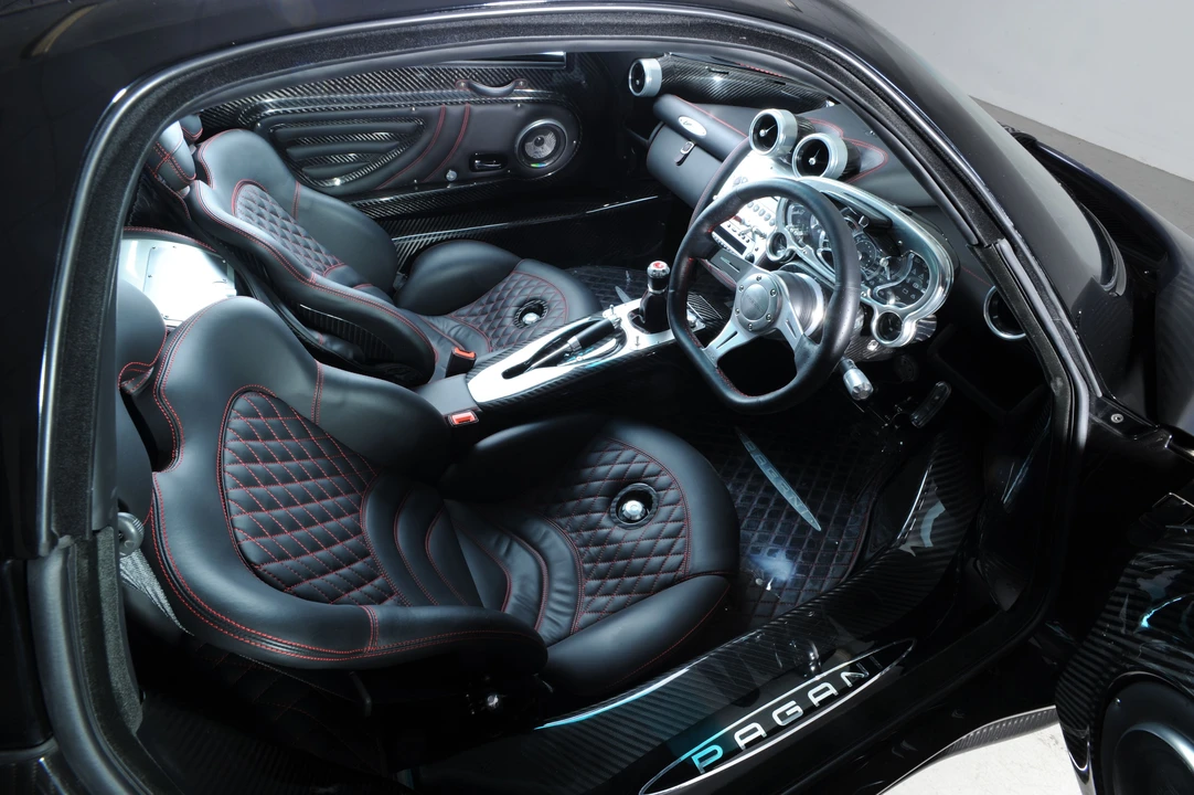 2010 Pagani Zonda - Image 7 of 25